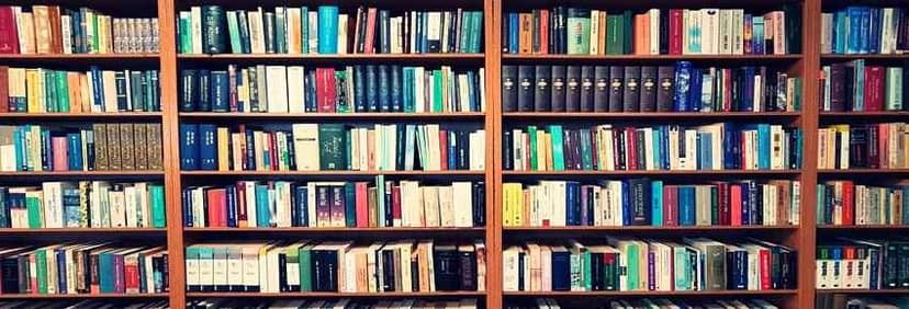 Prof. Dr. Alparslan Açıkgenç has donated his books to the İbn Haldun University Library