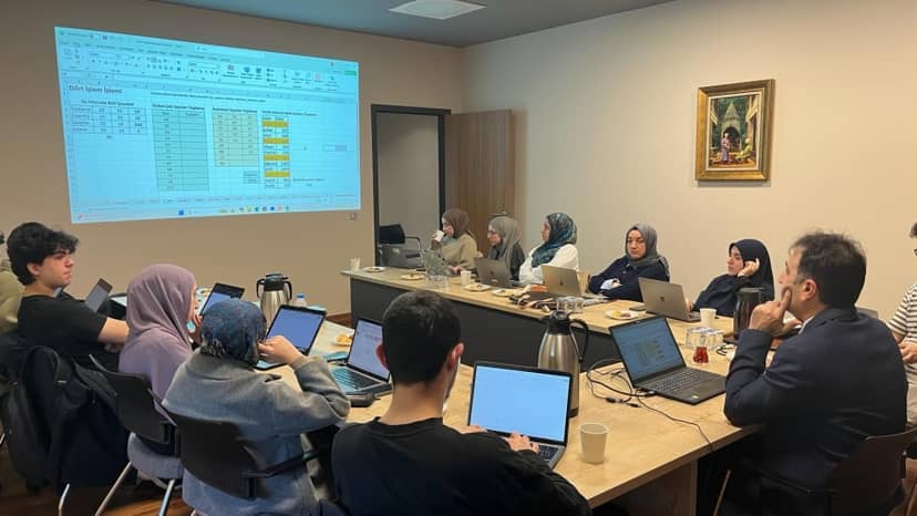 The Microsoft Excel Training Session Held at the Library Attracted Significant Interest from Students